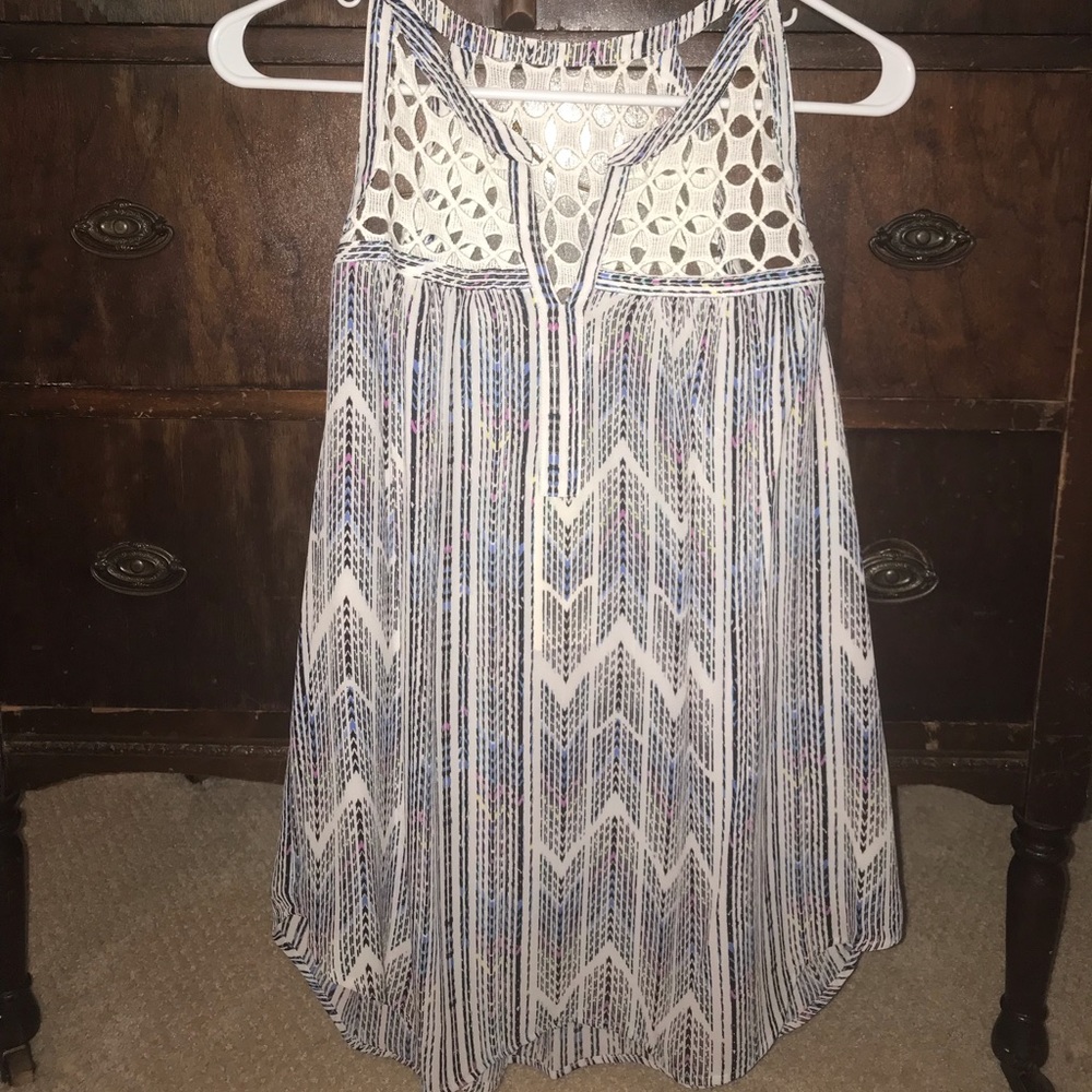 Cute Daniel Rainn Top!